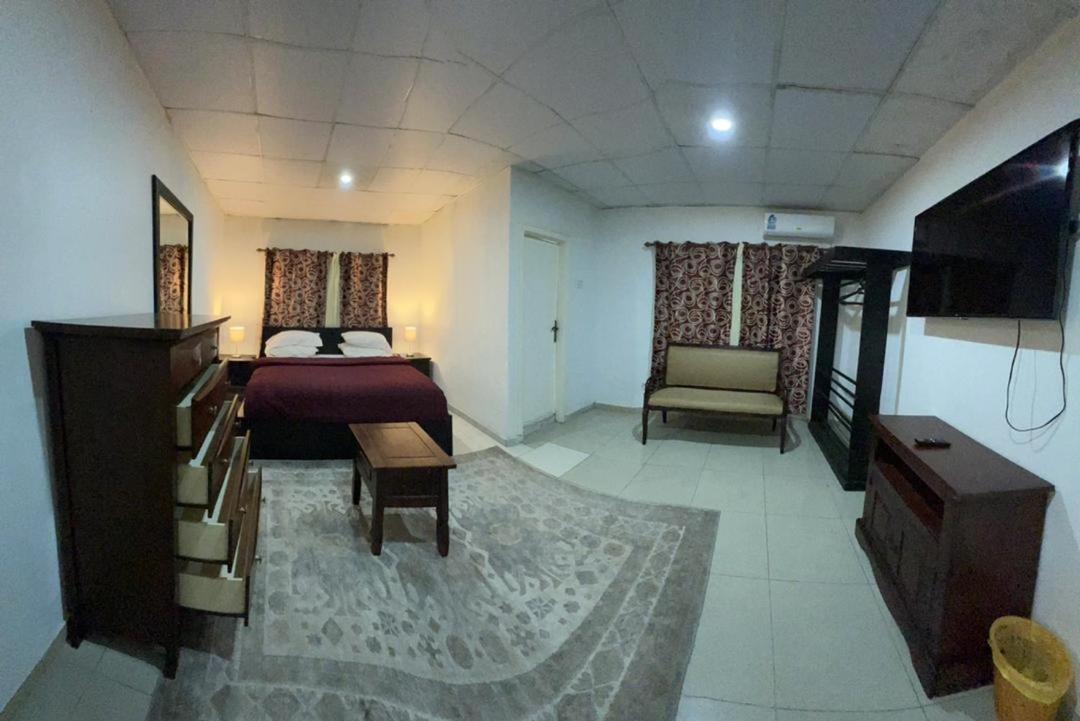 Sky Inn Hotel Freetown Exteriör bild